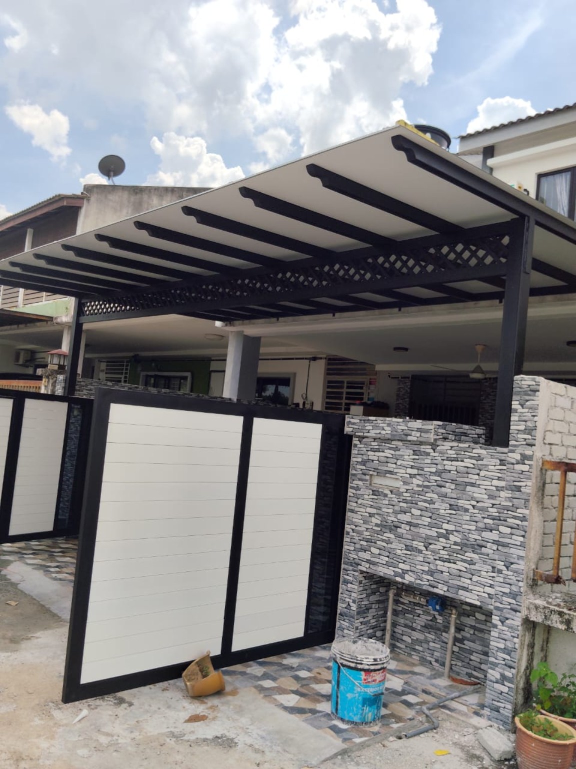 Metal awning and canopy